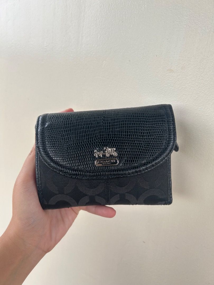 Coach Madison Op Art Medium Wallet in black with box (Category: Luxury Bags & Wallets) located in Ilagan. Submitted by mysticdolphin.dfdd31 (Listing ID 1466072453, Image 1). Description: ✨ **Condition:** Good condition 🎨 **Details:** Repainted, but the external part is still in good condition. 🔎 **Issue:** Minimal signs of use/imperfection, but nothing major. 💖 Still usable and presentable—perfect for everyday use! 📌 Please manage your expect