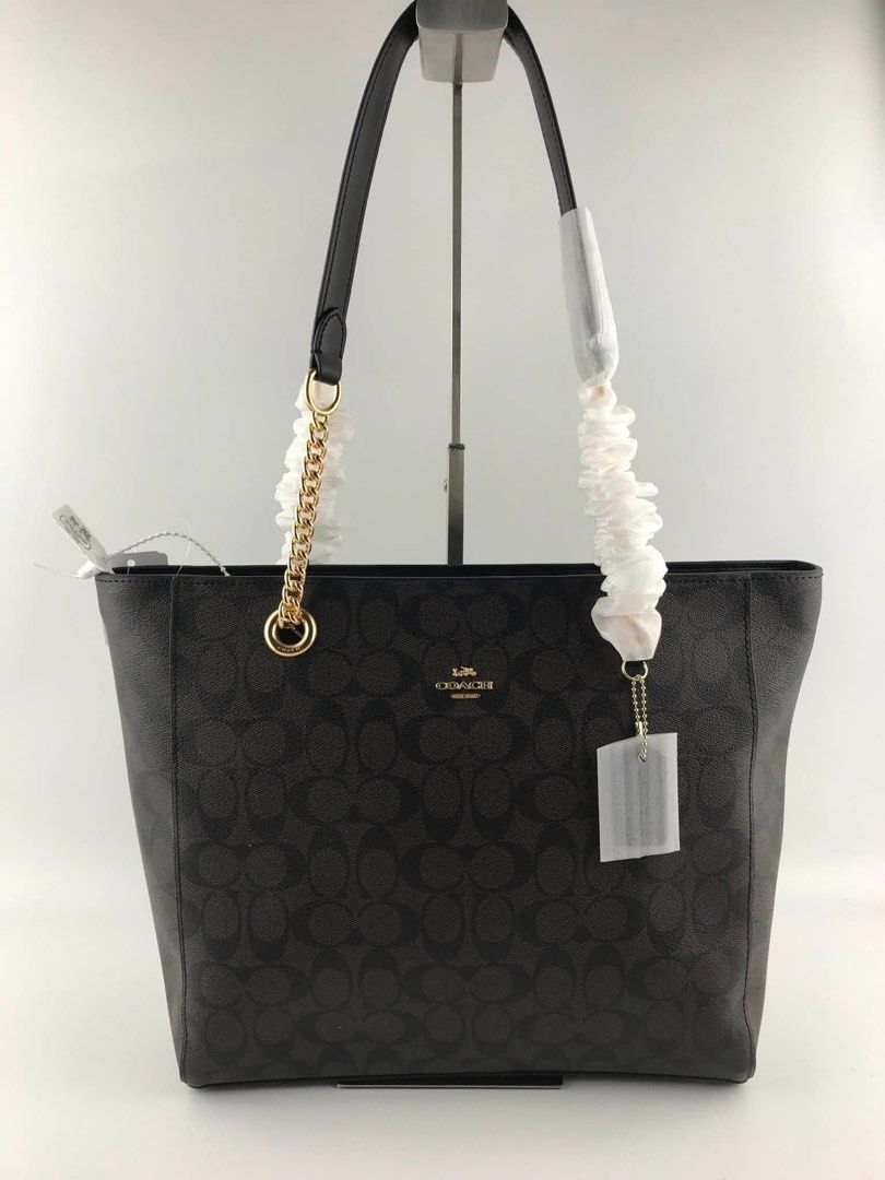 Coach Marlie Tote (Category: Shoulder Bags) located in Binan City. Submitted by pinkykeenshop (Listing ID 1466084795, Image 1). Description: .