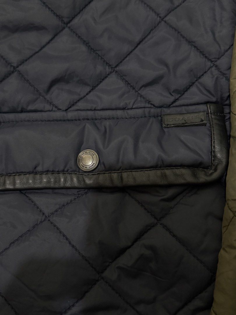 Coach Quilted Jacket for men (Category: Coats, Jackets and Outerwear) located in Angeles City. Submitted by luigisells (Listing ID 1466116780, Image 3). Description: Size M 26.5x21.5” Very Good Condition Issue/s: see 8th pic MOP: Gcash or Bank Transfer Courier: J&t Express.