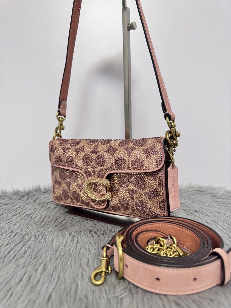 Coach Tabby20 in Crystal Pink (Category: Luxury Bags & Wallets) located in Santiago. Submitted by angelicayvanna (Listing ID 1466143260, Image 3). Description: Sealed & Complete Inclusion .