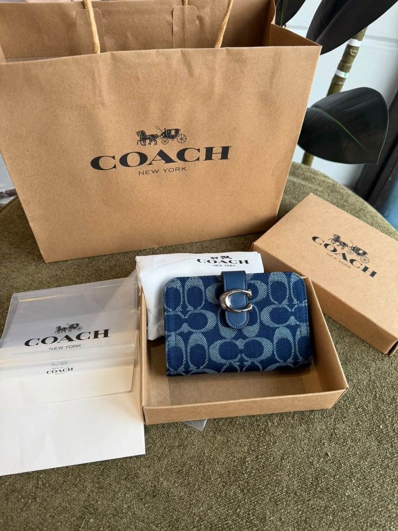 Coach Tabby Wallet (Category: Wallets & Card holders) located in Quezon City. Submitted by bagsboutiqueph (Listing ID 1465992337, Image 2). Description: LAST PRICE POSTED. LIMITED STOCKS! BRANDNEW WITH INCLUSIONS. COLOR MAY SLIGHTLY VARY IN ACTUAL DUE TO LIGHTING AND CAMERA SETTING. OTHER PHOTOS WILL BE SEND DURING PURCHASE AND FOR SURE BUYERS ONLY. WHEN IN DOUBT, DO NOT ORDER. THANK YOU..