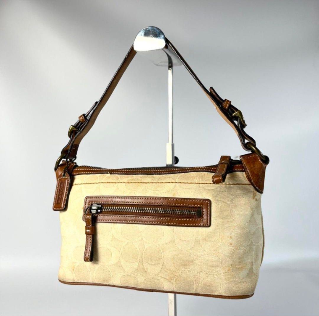 Coach vintage baguette bag (Category: Shoulder Bags) located in Leyte. Submitted by _dearvintage (Listing ID 1466067997, Image 2). Description: ETA: 2 weeks From Japan ✈️ Dm for more info :).