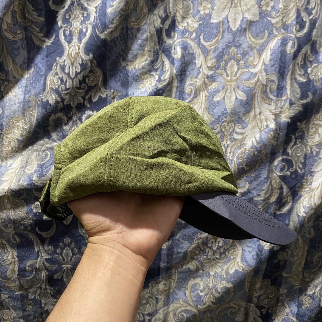 Coleman Outdoor Cap (Category: Activewear) located in Polomolok. Submitted by larnel27 (Listing ID 1466043961, Image 3). Description: - One size fits all - Color rate 9.8 - Velcro straps - May kunting deform lang sa right side part ng brim. solid pa overall.