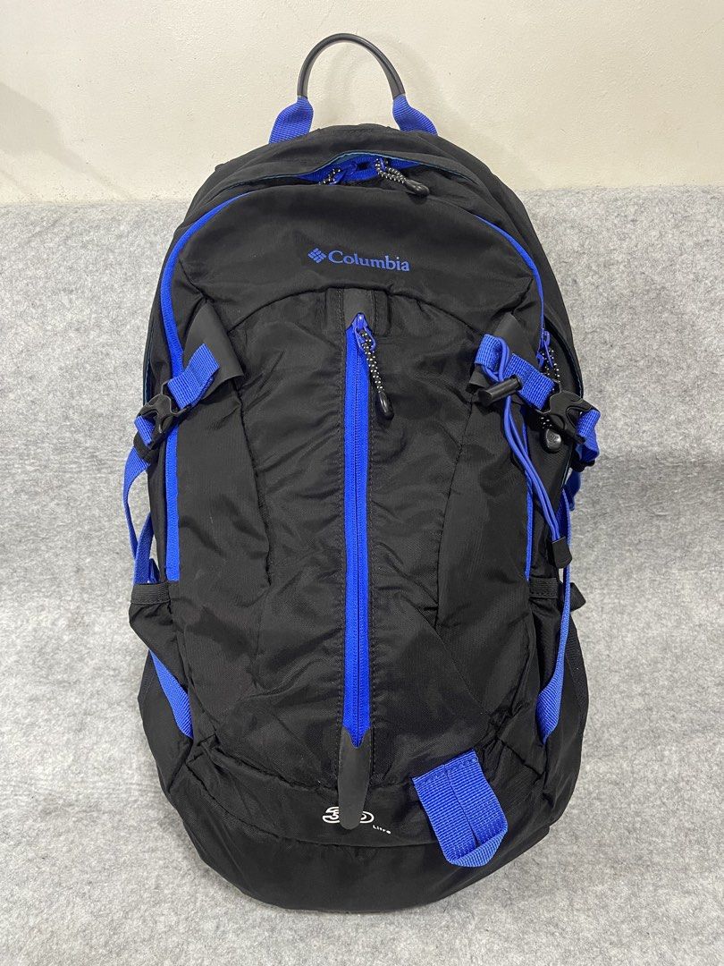 columbia backpack (Category: Hiking & Camping) located in Calamba. Submitted by thriftingoverload (Listing ID 1466090192, Image 1). Description: plus shipping fee with rain cover.