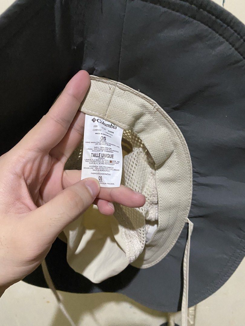 Columbia Bucket Hat (Category: Caps & Hats) located in Makati City. Submitted by milesflores23 (Listing ID 1466133648, Image 3). Description: .