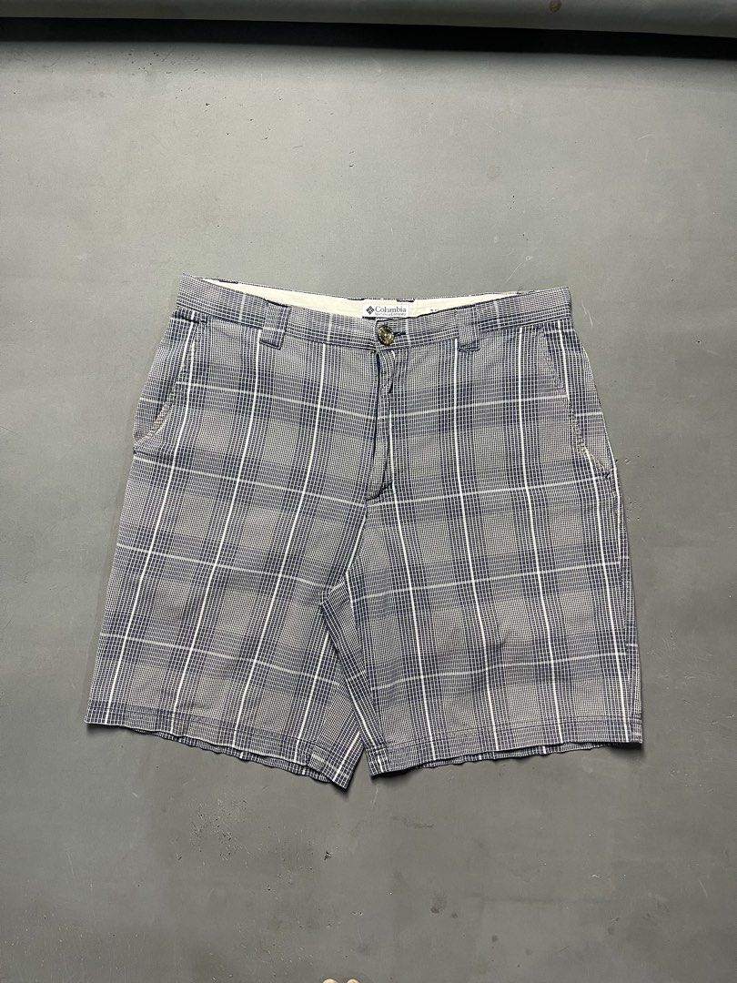 COLUMBIA PLAID CHINO SHORT (Category: Shorts) located in Quezon City. Submitted by kentstuff (Listing ID 1466073070, Image 1). Description: COLUMBIA PLAID CHINO SHORT Waist: 34-36 Length: 20 Leg opening: 12 Condition: Excellent CR: 9/10 Issue: ❌ DISCLAIMER: This is a thrifted item. All brands, logos, and trademarks belong to their rightful owners. We’re here to rehome great pieces — no brand affiliation intended.