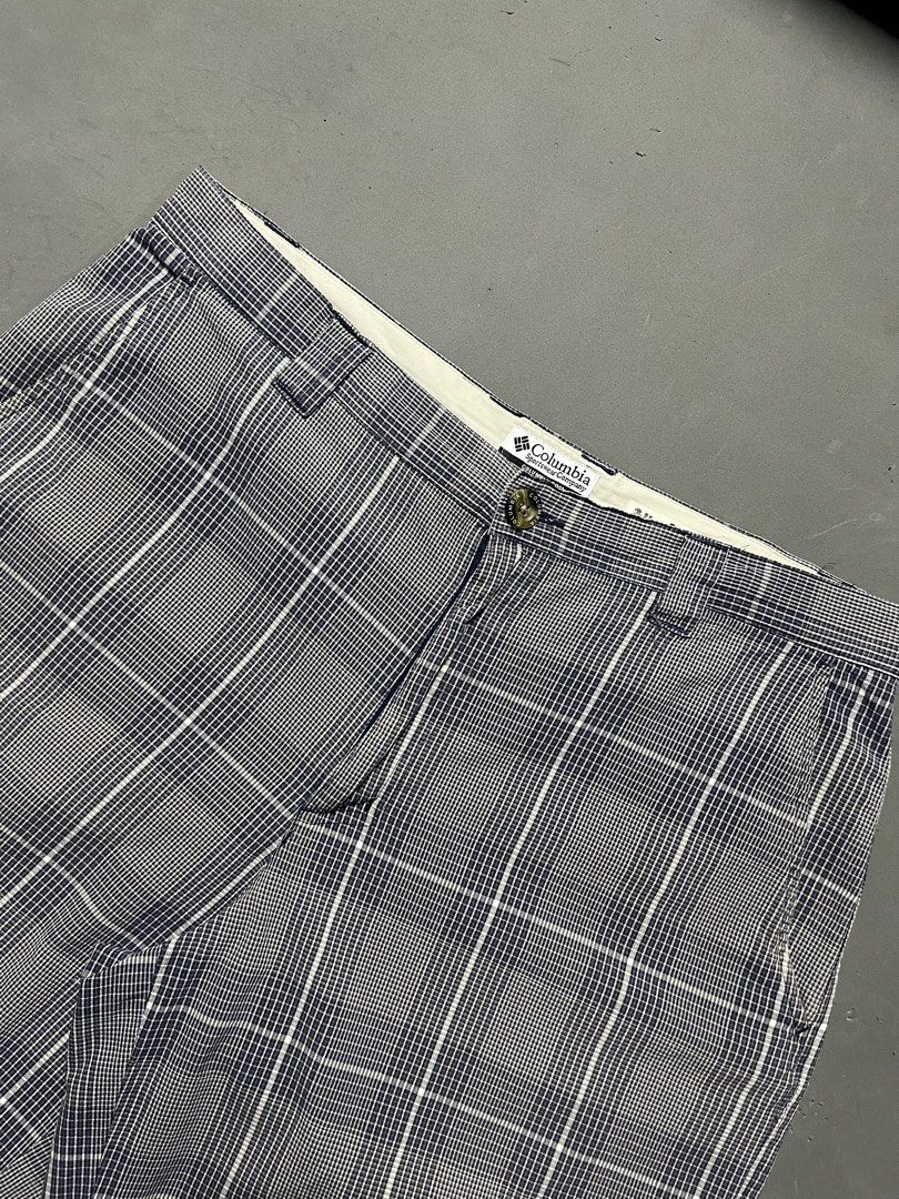 COLUMBIA PLAID CHINO SHORT (Category: Shorts) located in Quezon City. Submitted by kentstuff (Listing ID 1466073070, Image 2). Description: COLUMBIA PLAID CHINO SHORT Waist: 34-36 Length: 20 Leg opening: 12 Condition: Excellent CR: 9/10 Issue: ❌ DISCLAIMER: This is a thrifted item. All brands, logos, and trademarks belong to their rightful owners. We’re here to rehome great pieces — no brand affiliation intended.