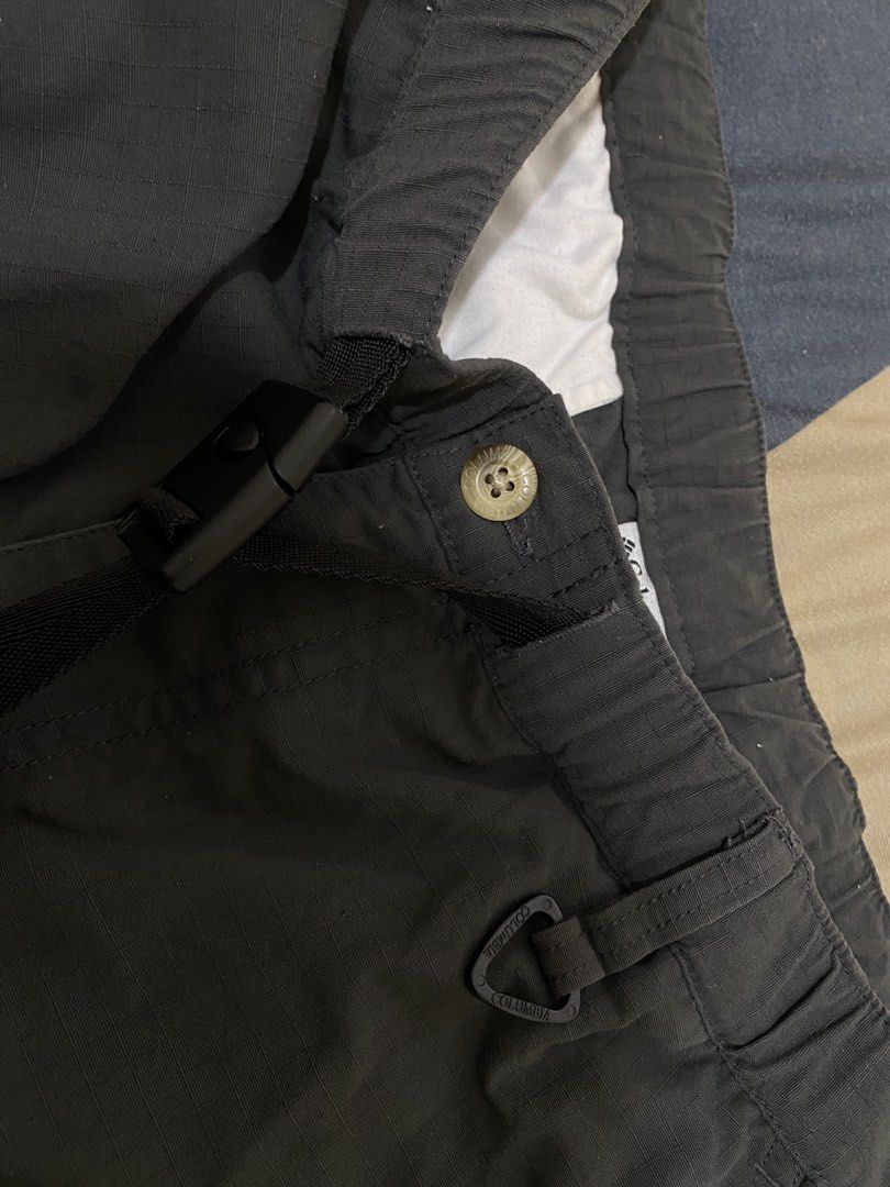 Columbia Titanium Men's Nylon Cargo Pants (Category: Trousers) located in Calapan. Submitted by metriowendell22 (Listing ID 1466024420, Image 3). Description: Columbia Titanium Men’s Nylon Cargo Pants Large Waist 32 to 34 Length 39.5 Issue: 1 pinhole see photos -Adjustable hem .
