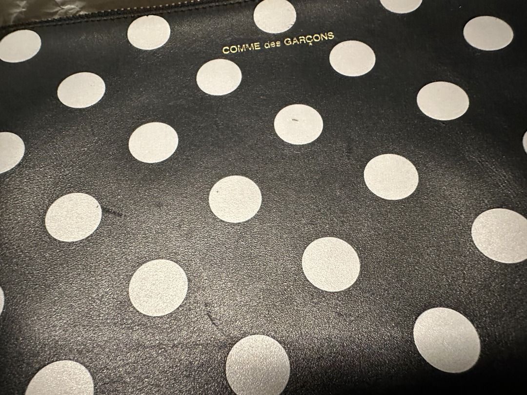 COMME DES GARCONS WALLET Polka-dot Pouch / CLutch (Category: Purses & Pouches) located in Mandaluyong City. Submitted by yohjivangarcons (Listing ID 1466103716, Image 2). Description: Leather lining. .