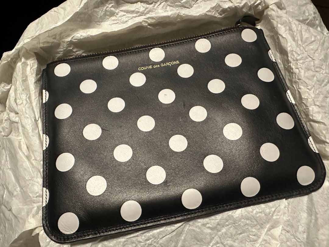 COMME DES GARCONS WALLET Polka-dot Pouch / CLutch (Category: Purses & Pouches) located in Mandaluyong City. Submitted by yohjivangarcons (Listing ID 1466103716, Image 1). Description: Leather lining. .