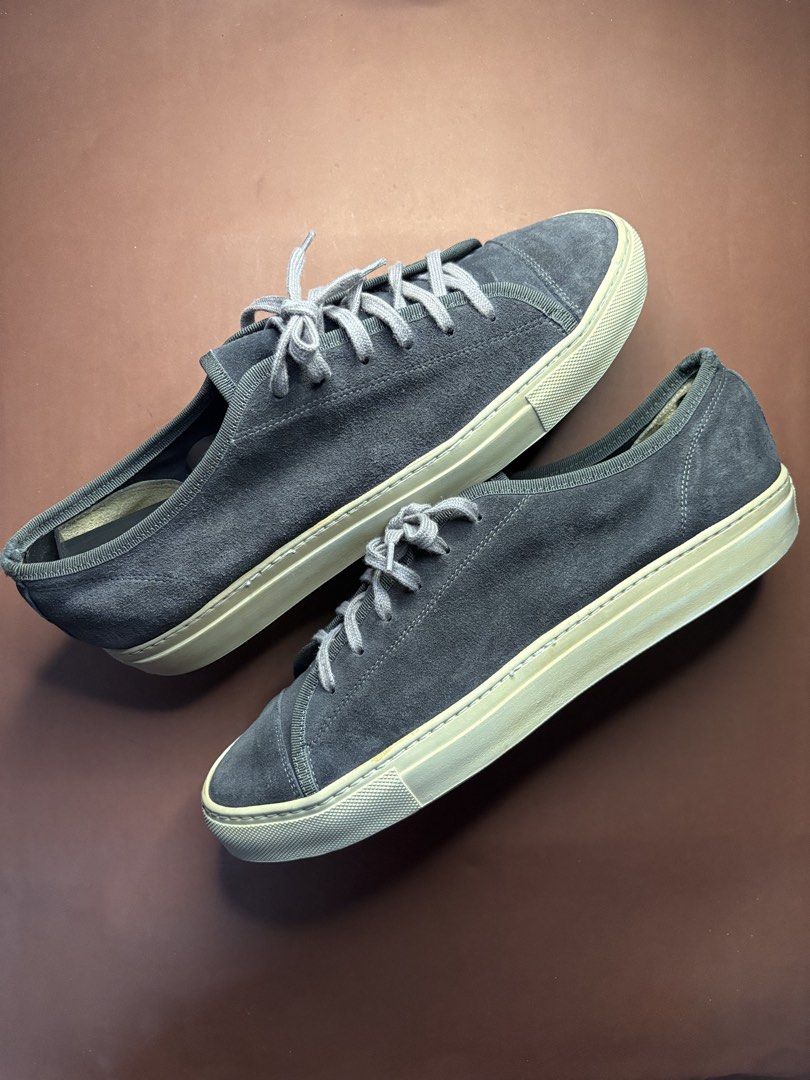 Common projects low top grey suede (Category: Sneakers) located in Cagayan de Oro. Submitted by _kai.thrift (Listing ID 1466063505, Image 1). Description: .