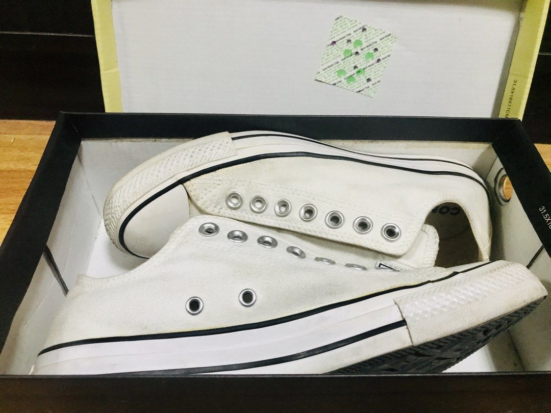 Original Converse All Star White Low Top Sneakers (Category: Sneakers) located in Manila. Submitted by cgrufino4850725 (Listing ID 1466069996, Image 1). Description: Converse All Star White Low Top Sneakers Original Converse Size: 40 Color: White Isang Beses lang po nasuot at alaga po sa linis. Rfs: Bihira ko magamit sayang naman ibebenta ko nalang at original din sya..