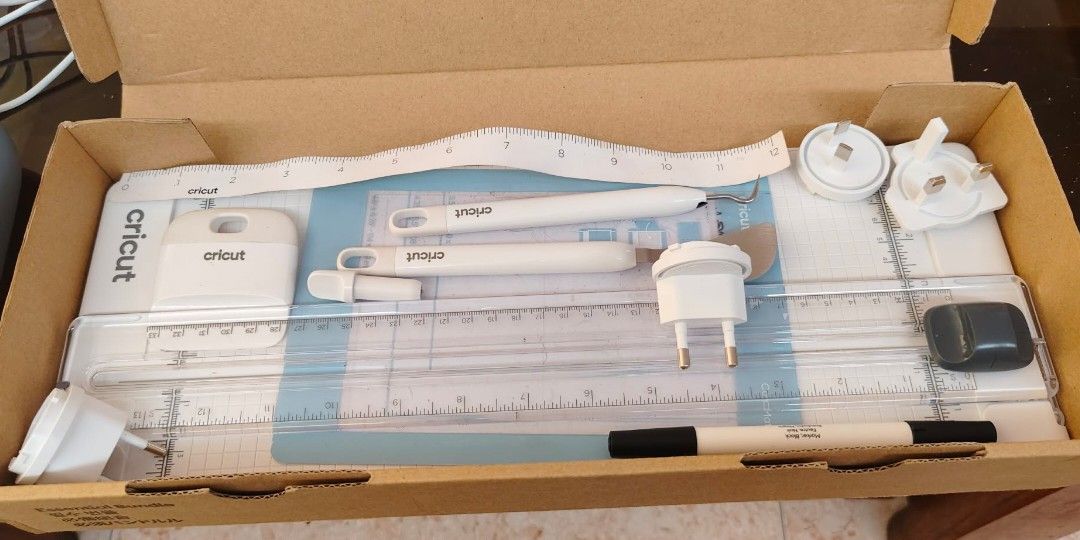 Cricut Joy 2 (Category: Office & Business Technology) located in Manila. Submitted by bayeng0519 (Listing ID 1466038009, Image 2). Description: Cricut joy 2 used but not abused with accesories 4.5k slight neg No more warranty Nawala ko resibo 6mos pa lng.