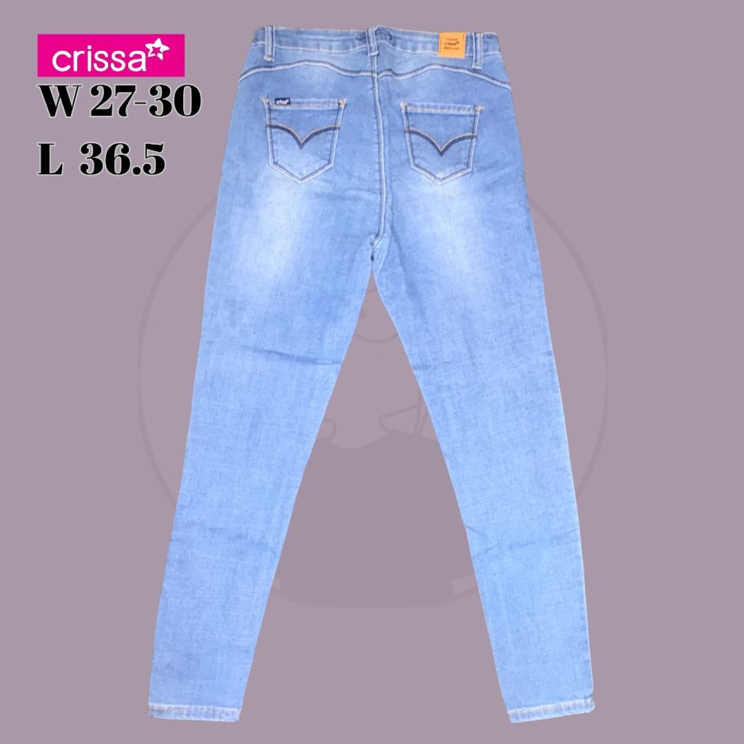 Crissa Ripped SKinny Jeans (Category: Jeans) located in Cavite. Submitted by cchilinnstuffs (Listing ID 1466037227, Image 2). Description: RFS: Decluttering ^.^.