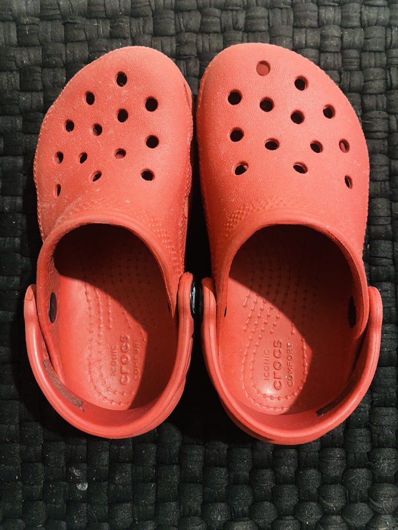 Crocs C9 (Category: Babies & Kids Fashion) located in Antipolo. Submitted by prelovedByYsabelle (Listing ID 1465976887, Image 1). Description: Outgrown. Nakatago lang, ung buyer nalang mag linis. Size C9.
