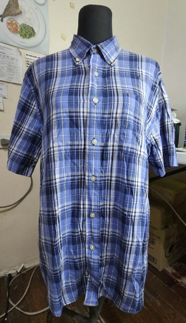 Croft & Barrow Classic Short Sleeve Button Down Shirt (Category: Shirts) located in Manila. Submitted by mwnadala (Listing ID 1466140467, Image 3). Description: Item for Sale: Croft & Barrow Classic Short Sleeve Button Down Shirt Color: Blue Size: Medium Made In: India Condition: Used Reason for Selling: Decluterring Meet Up Location: LRT 2 V. Mapa Station, Kalentong Market, 7 Eleven Amia Skies V. Mapa, Our Lady of Lourdes Hospital and surroundin