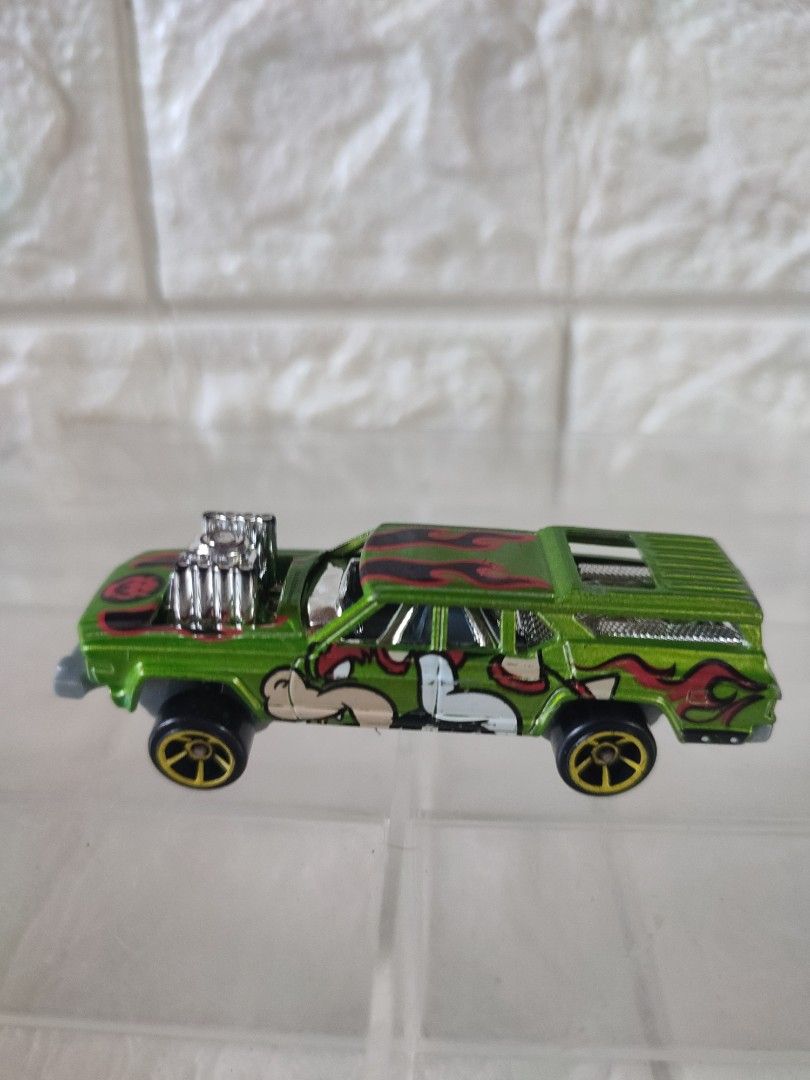 Cruise bruiser super mario limited edition (Category: Vehicle & Diecast Models) located in Narvacan. Submitted by jigger85 (Listing ID 1465962065, Image 1). Description: mint condition bought in UK loc. ilocos sur can ship thru JNT or LBC.