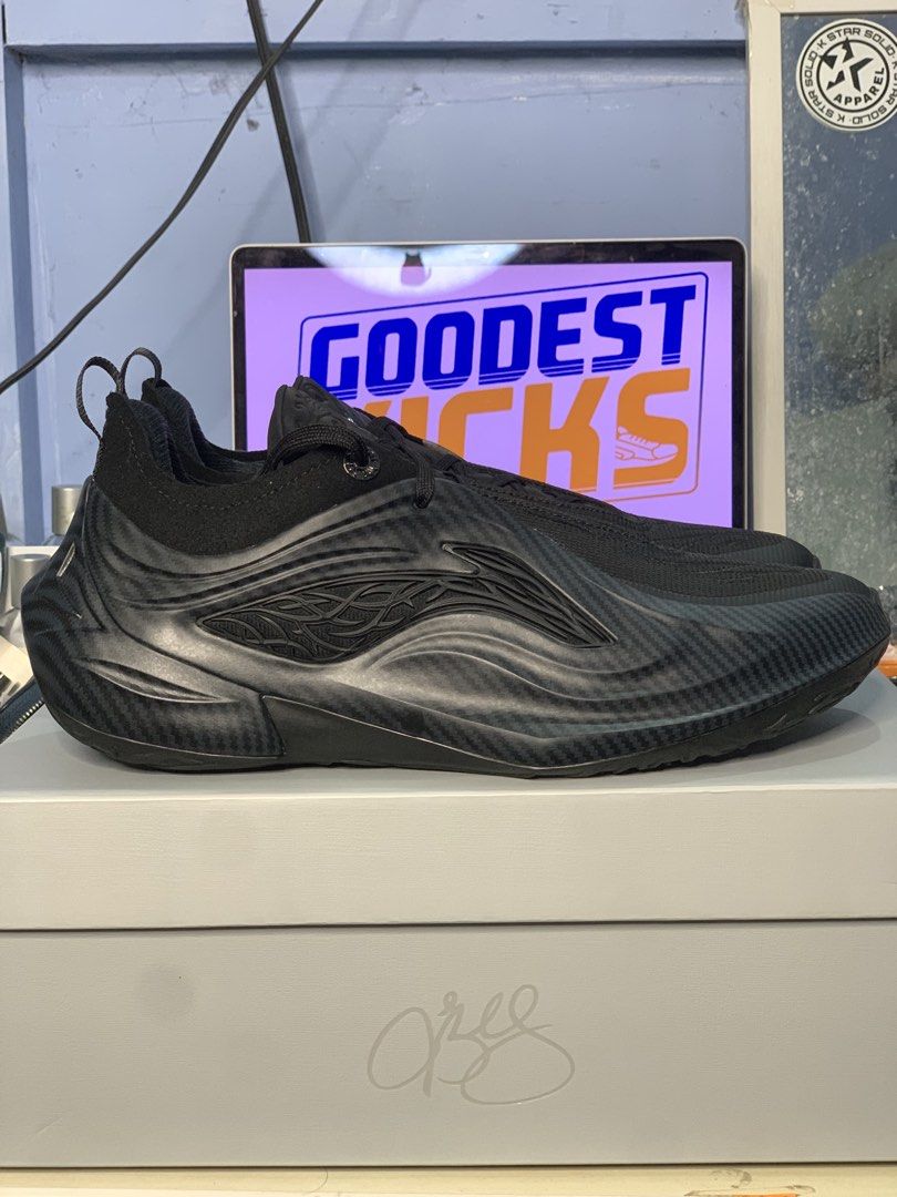 Curry x JB4 ‘Dark Knight’ PE (Category: Sneakers) located in Makati City. Submitted by GoodestKicks (Listing ID 1466116550, Image 1). Description: 🦇🌑 PRE-ORDER | ACTUAL PHOTOS 🌑🦇 🏀 CURRY BRAND × LI-NING 👟 JB 4 ‘DARK KNIGHT’ PE 📸 ACTUAL PHOTOS OF THE PAIR 🚨 LIMITED PAIRS AVAILABLE ⚠️ Selected quantities only — secure your size while available! 📏 AVAILABLE SIZES — LI-NING SIZING: • US 7 • EU 40 • 25 CM • US 7.5 • EU 40.5 • 25.5 CM • US 8 •