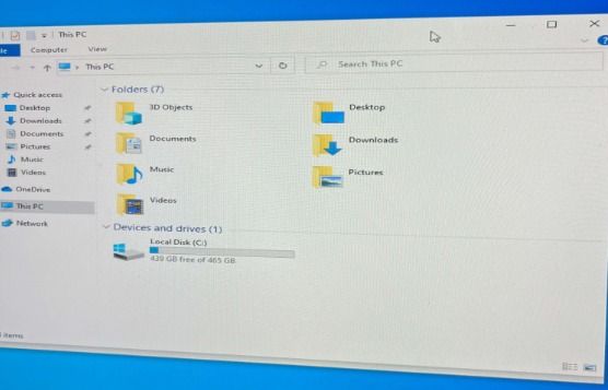 Desktop PC (Category: Desktops) located in Caloocan City. Submitted by freemountain_57aabd (Listing ID 1466150682, Image 2). Description: FOR SALE: Budget Desktop PC Processor: AMD Athlon II X4 640 RAM: 4GB DDR3 Storage: 500GB HDD Graphics: Integrated graphics OS: Windows Good for: • Basic everyday use • Office work and documents • Browsing and YouTube • Online classes • Light applications Condition: Used but working Good starter PC for basic tas