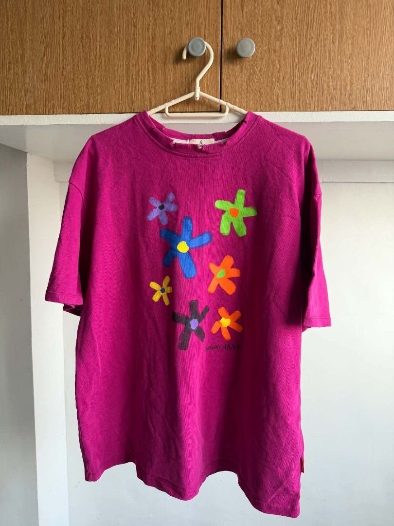Cute Tshirt (Category: Shirts) located in Manila. Submitted by atozstuff (Listing ID 1466106008, Image 1). Description: .