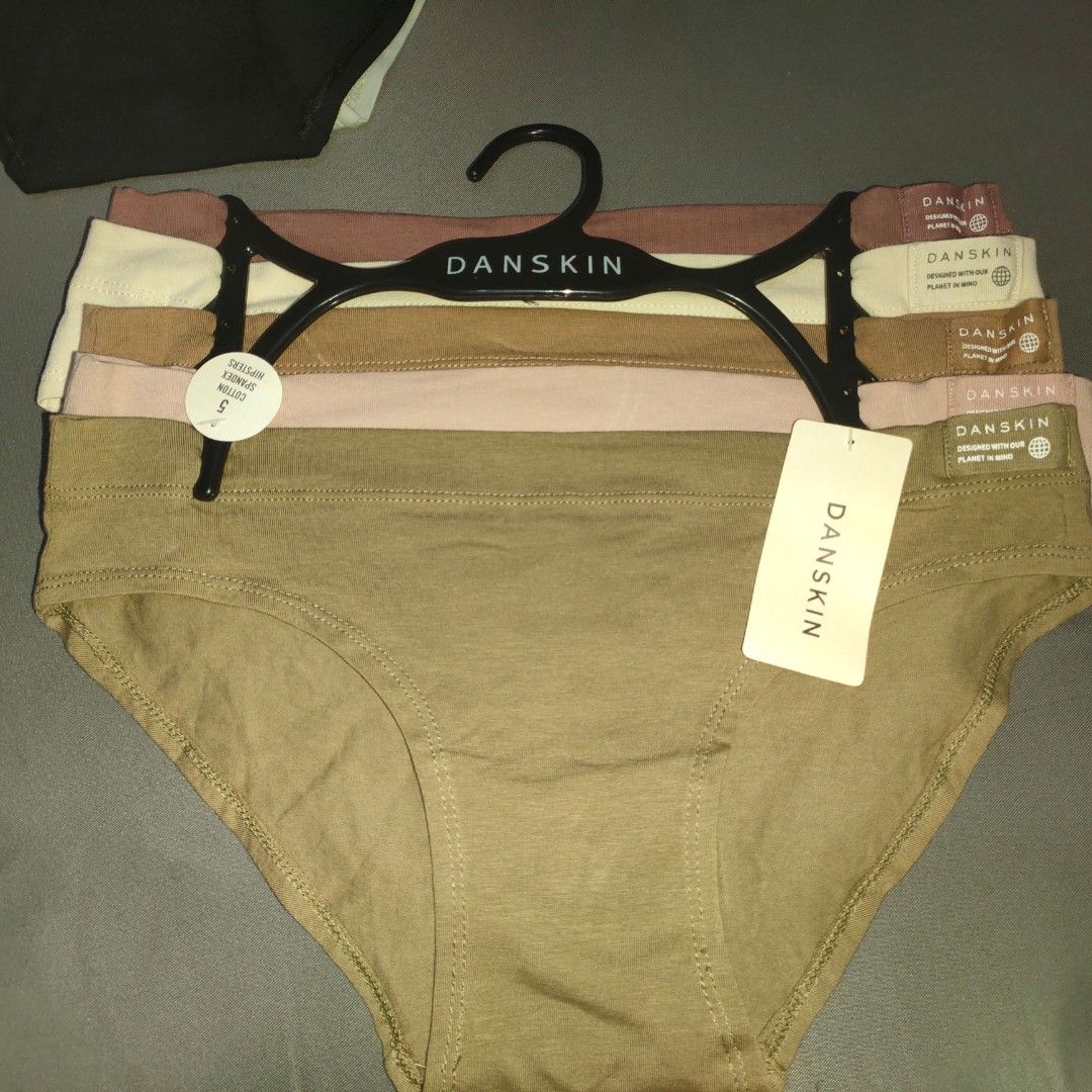 DANSKIN 5pcs Cotton Panties (Category: Undergarments & Loungewear) located in Abra de Ilog. Submitted by Mariz1140 (Listing ID 1465997359, Image 1). Description: Pure Cotton.