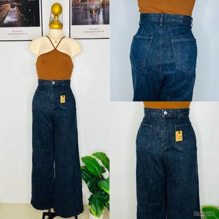 (Category: ) located in . Submitted by bengirlclothing (Listing ID 1465997310, Image 1). Description: .