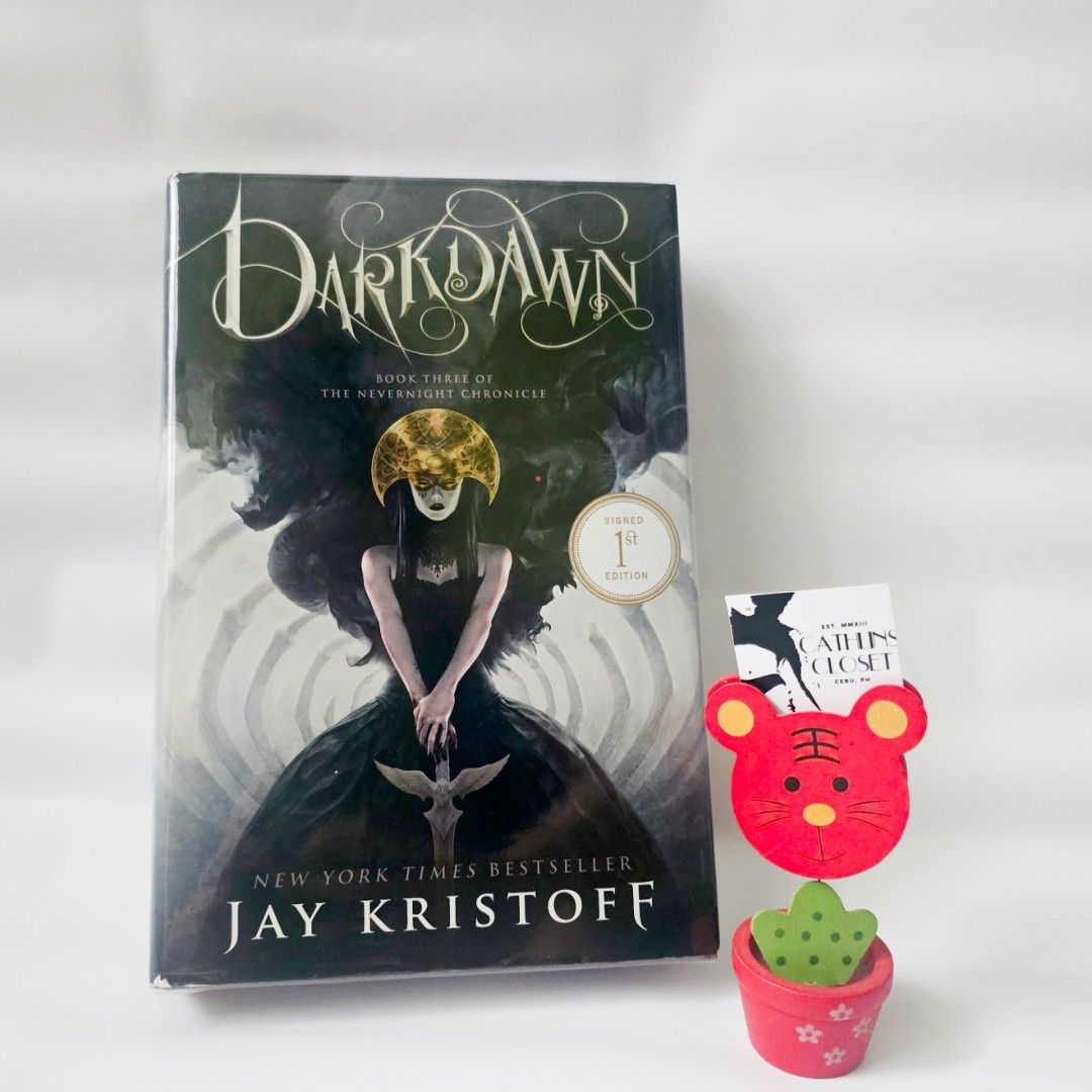 Darkdawn (First Edition / Signed) HB (Category: Storybooks) located in Cebu City. Submitted by cathlinscloset (Listing ID 1465976966, Image 1). Description: 🧚‍♀️ 𝙃𝘼𝙍𝘿𝘽𝙊𝙐𝙉𝘿 𝘽𝙊𝙊𝙆𝙎 👉 pls manage your expectations (Personal Collection - bnew/preloved/never read) ▪️ decluttering need funds for meds ✅ 𝙵𝚒𝚛𝚜𝚝 𝚝𝚘 𝚙𝚊𝚢 𝚋𝚊𝚜𝚒𝚜 ✅ 𝙹𝚁𝚂 (𝙽𝙾 𝙲𝙾𝙳) ✅ 𝙶𝙲𝚊𝚜𝚑 / 𝙱𝙿𝙸 / 𝙲𝚊𝚜𝚑 ❌ 𝙉𝙊 𝙎𝘾𝙊 / 𝙉𝙊 𝙍𝙀𝙎𝙀𝙍𝙑𝘼𝙏𝙄𝙊𝙉 🌹ig