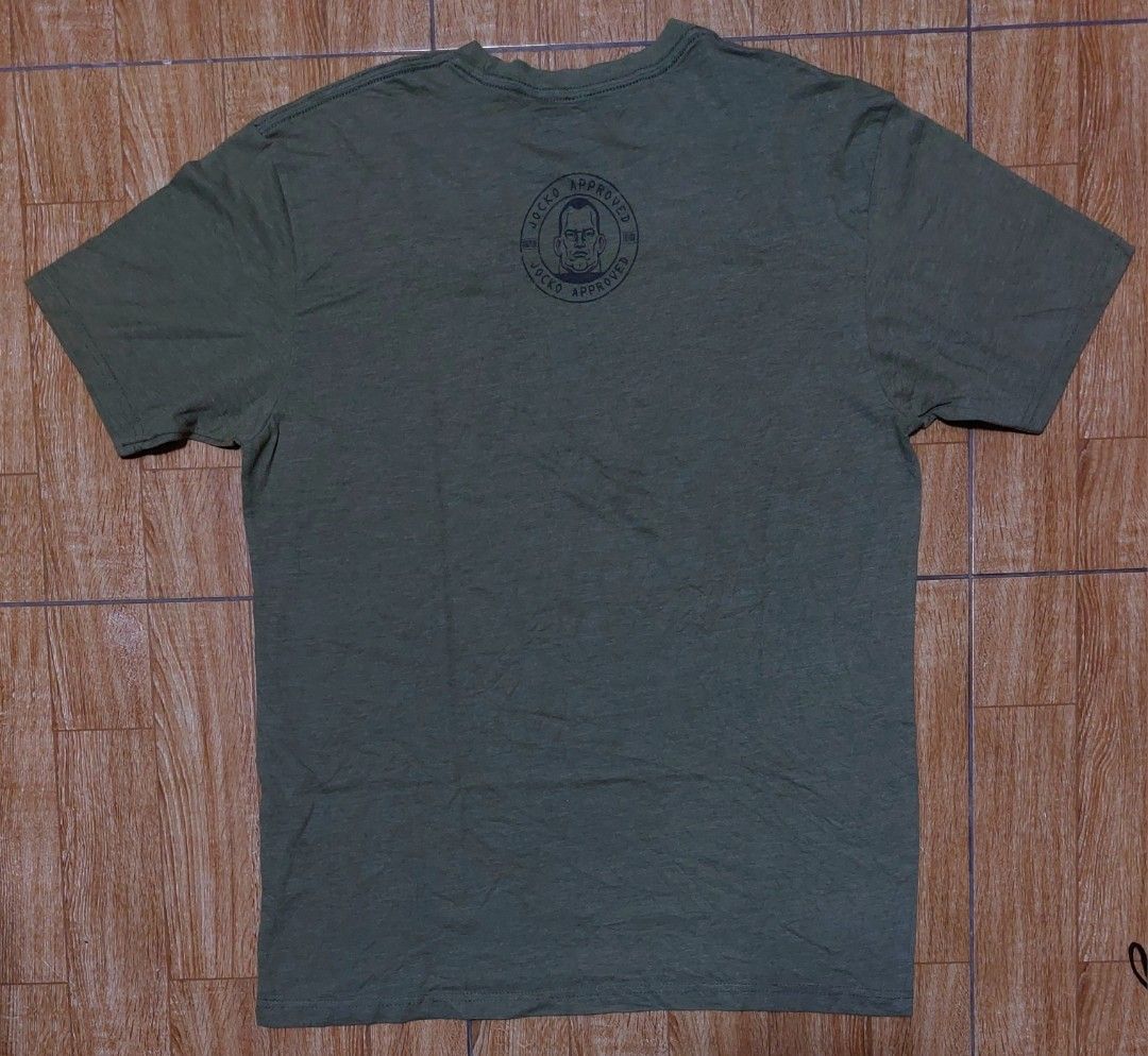 DEFCOR (Category: Activewear) located in Baguio. Submitted by wagwagan_001 (Listing ID 1466151478, Image 2). Description: excellent large 21 x 29.