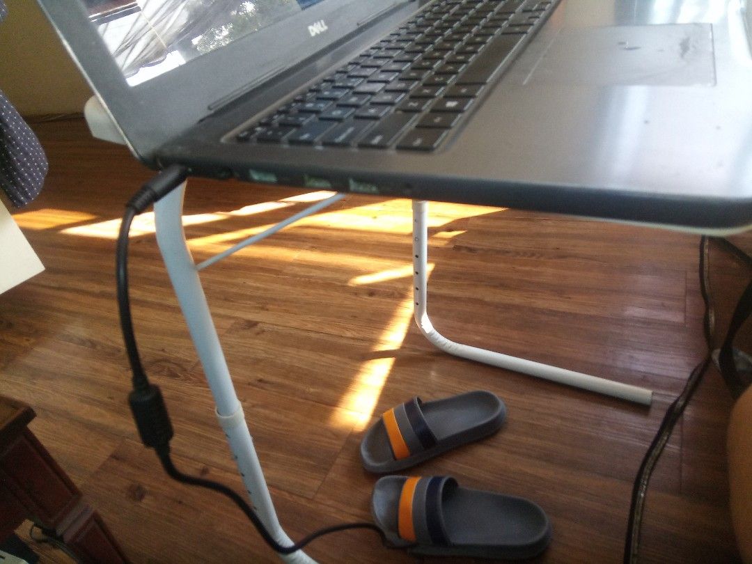 Dell Windows (Category: Laptops & Notebooks) located in Quezon City. Submitted by c_villegas15 (Listing ID 1466152592, Image 3). Description: - Brand: Dell Inspiron 5567 - OS: Windows 10 - i3 7th gen Processor - Keyboard: QWERTY with full numeric keypad (No ghost Touch) - Color: Dark grey - Included: Power adapter and charging brick - Condition: Working with active desktop display - Defect: Battery Defective, laptop needs to be plugged (Charger i