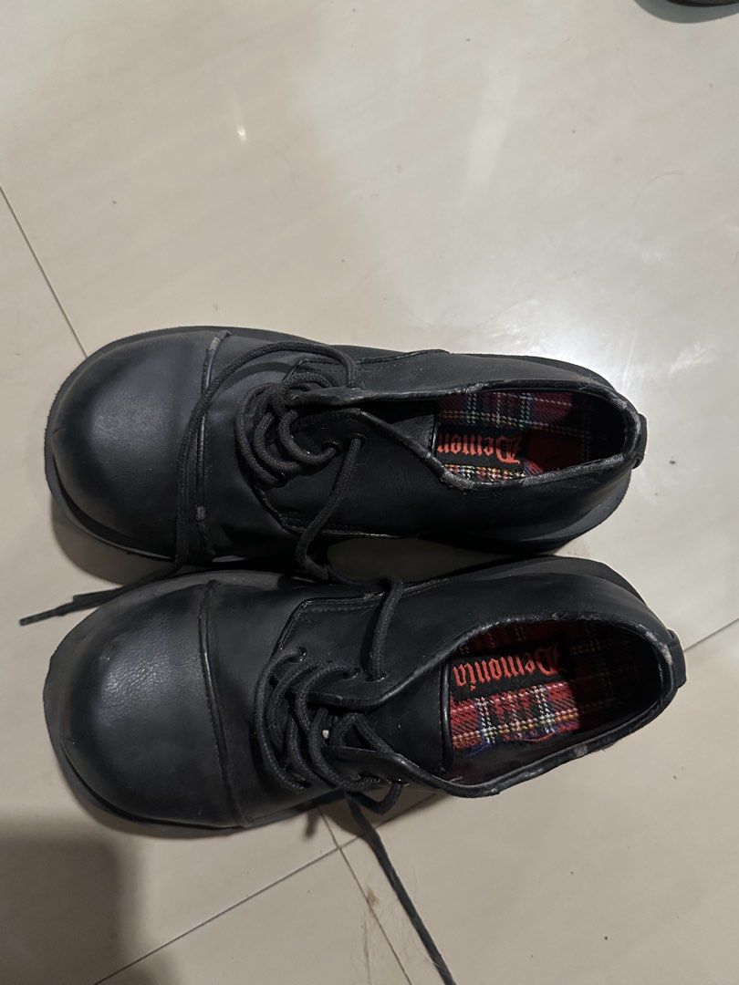 Demonia - Dank 101 (Category: Boots) located in Manila. Submitted by deeclutta (Listing ID 1466015911, Image 2). Description: Like new never been used Dusty from storage.