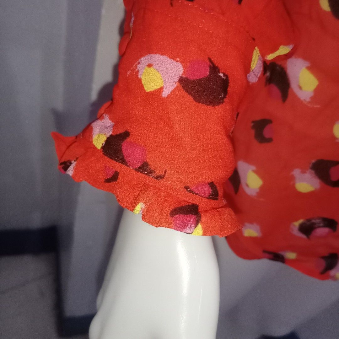 Derek Lam Printed Tops (Category: Longsleeves) located in Manila. Submitted by shoekendi (Listing ID 1465999499, Image 3). Description: looks new.