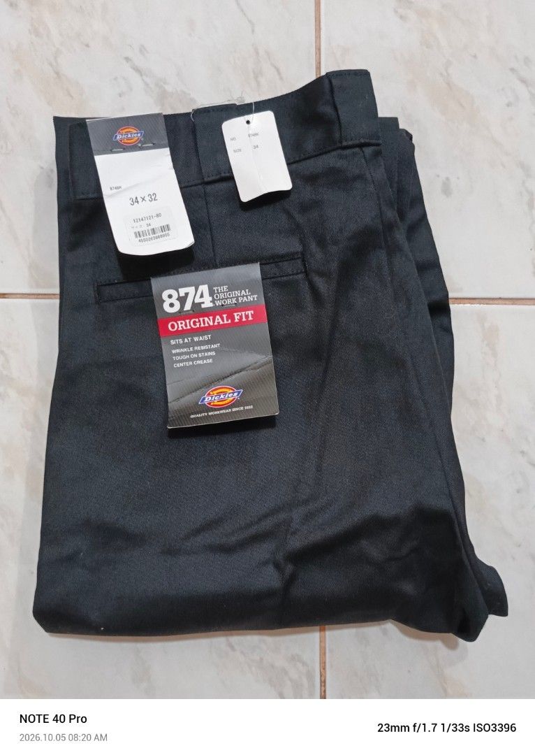 Dickes work pants (Category: Jeans) located in Manila. Submitted by jeffies4ti96921 (Listing ID 1466117707, Image 1). Description: .