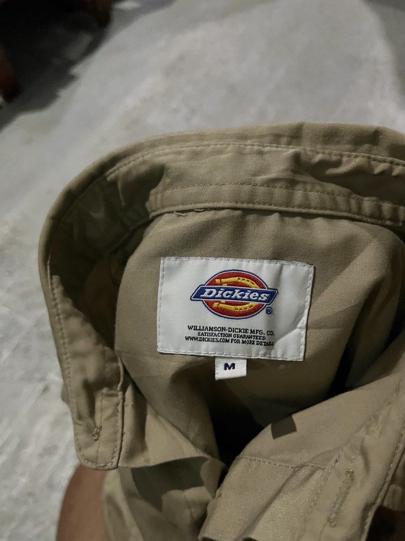 DICKIES BOTTON DOWN POLO SHIRT (Category: Tshirts & Polo Shirts ) located in Asuncion (Saug). Submitted by carls_thrift21 (Listing ID 1466095378, Image 3). Description: DICKIES BOTTON DOWN POLO SHIRT Size: Medium Dimes: 21/28 Excellent Condition Close to brand new 10/10 Color rate 📥📩.