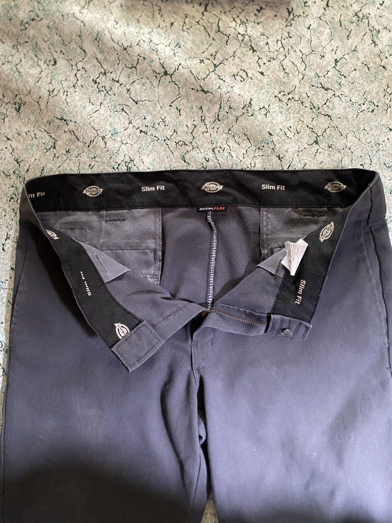 DICKIES FLEX Slim Fit Single Patch Dark Gray Sz 34 (Category: Trousers) located in Mariveles. Submitted by luketrike (Listing ID 1465993918, Image 3). Description: Details👇 📌Brand- Dickies 🔖Size: 34x32 on tag 📌CONDITION- EXCELLENT 📏Width in INCHES- 20.5 📏Length in INCHES- 40 📏Inseam in INCHES- 31 📏Front rise in INCHES- 10 📏Thigh in INCHES- 10 📏Leg Opening in INCHES- 8.5 Tip: Compare these measurements to your favorite Shorts at home for