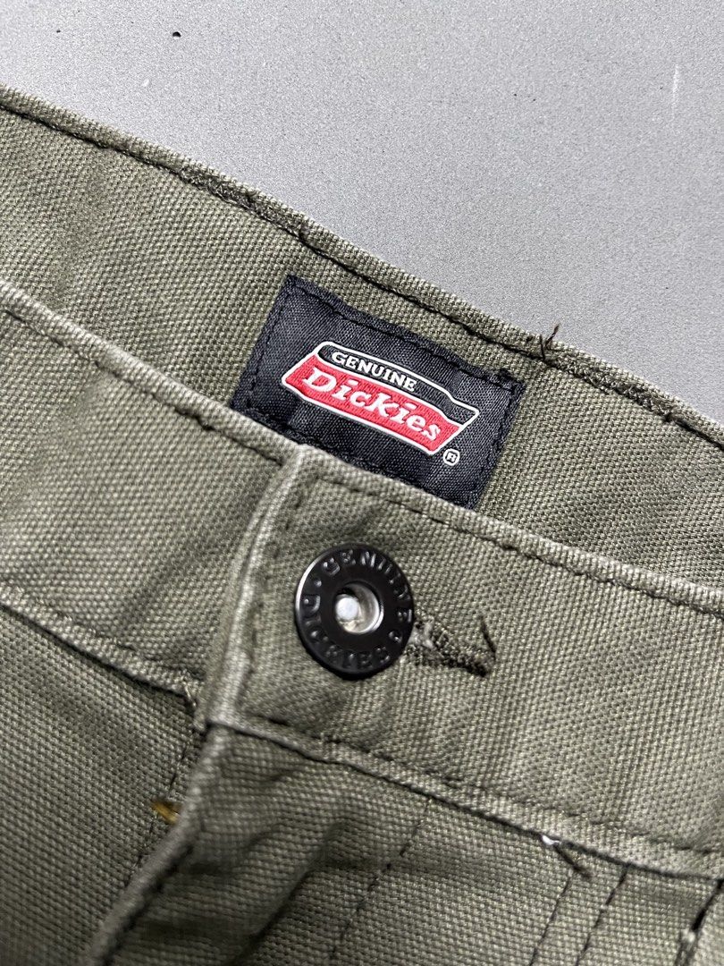 DICKIES GENUINE CARPENTER SHORT (Category: Shorts) located in Quezon City. Submitted by kentstuff (Listing ID 1466076798, Image 2). Description: DICKIES GENUINE CARPENTER SHORT Waist: 34-36 Length: 21 Leg opening: 10 Condition: Excellent CR: 9/10 Issue: nasa pic DISCLAIMER: This is a thrifted item. All brands, logos, and trademarks belong to their rightful owners. We’re here to rehome great pieces — no brand affiliation intended.