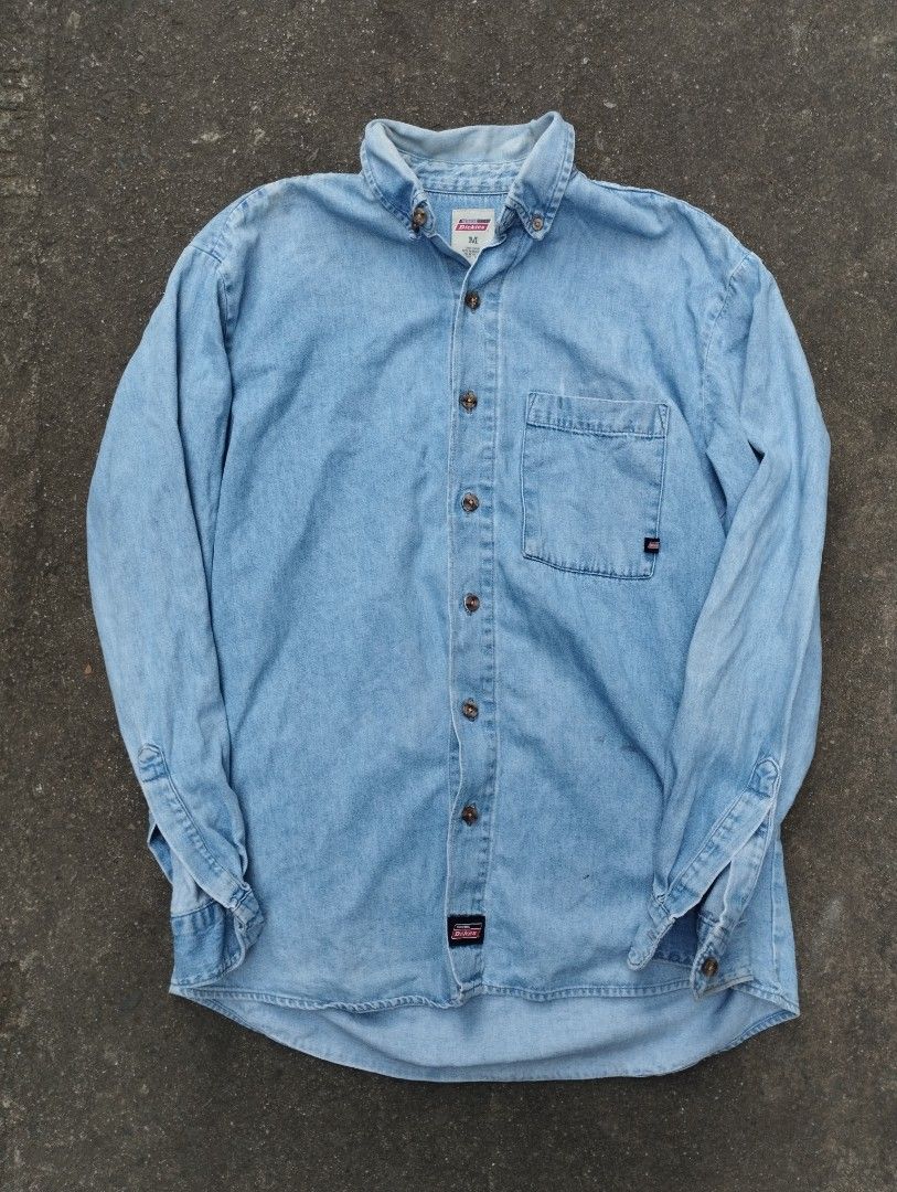 Dickies Genuine Denim Jacket (Category: Coats, Jackets and Outerwear) located in Manila. Submitted by neil_sellingaccount (Listing ID 1466083472, Image 1). Description: 23 width 28 length 9/10 color rate good condition no issue.