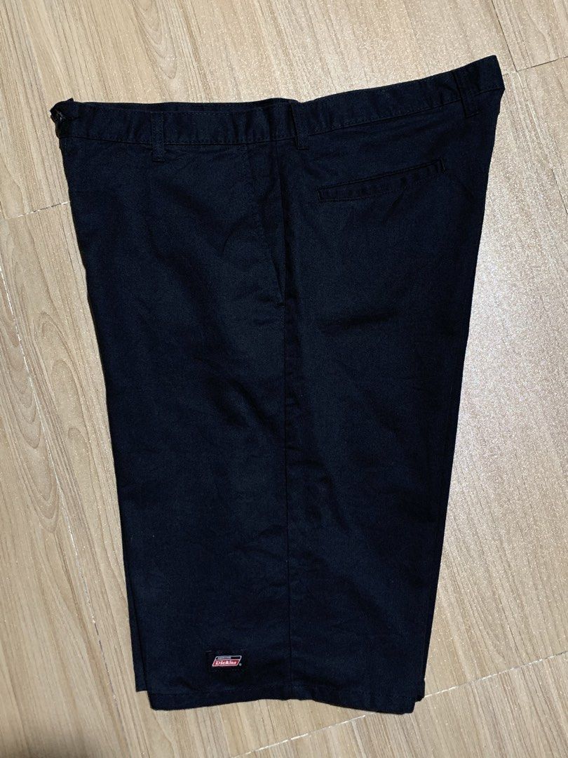 Dickies Genuine Double Patch (Category: Shorts) located in Calamba. Submitted by thriftopia25 (Listing ID 1466103663, Image 3). Description: 36-38x24.