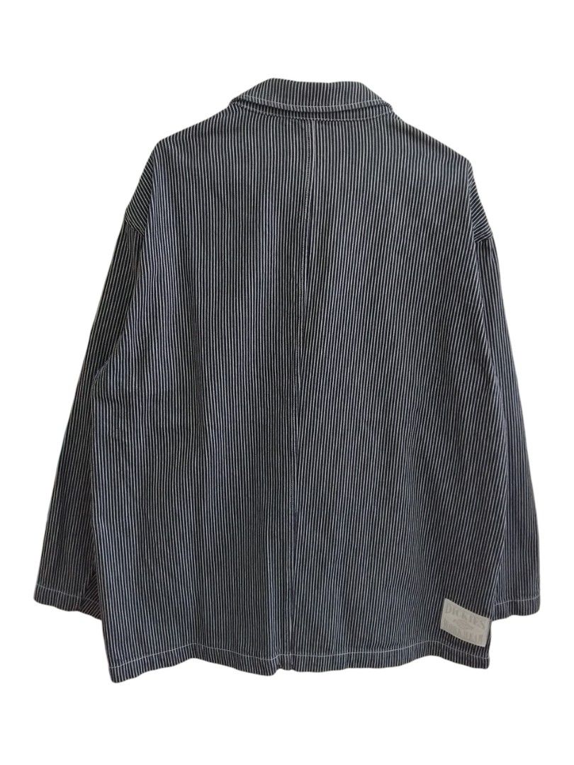 Dickies Hickory Stripe Workwear Chore Coat (Category: Coats, Jackets and Outerwear) located in Pasig City. Submitted by hustlexcurate (Listing ID 1465986336, Image 2). Description: Dickies Hickory Stripe Oversized Workwear Chore Coat Size LARGE on tag fits XL Dimensions: 27X31.