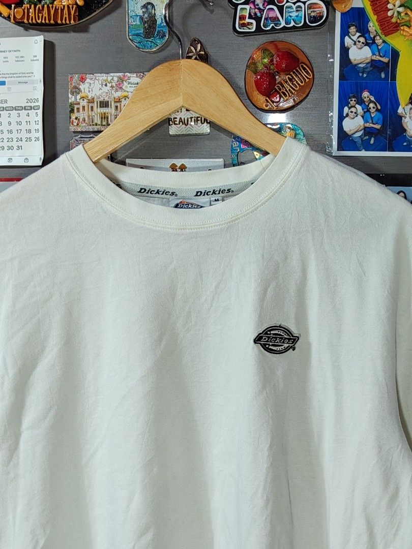 Dickies Horseshoe Car Tee (Category: Tshirts & Polo Shirts ) located in General Santos City (Dadiangas). Submitted by rafaelmir09800 (Listing ID 1466122215, Image 3). Description: WTS🥷 - Dickies Horseshoe Car Tee - Size Medium on tag - Dimensions 21x26.5 - Excellent Condition - No Issues - Washed and ready to wear! -🏷579+sf! Location: General Santos City, 9500..