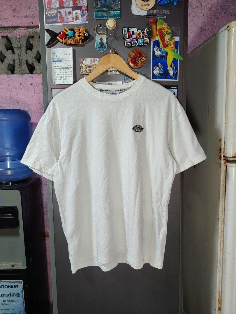 Dickies Horseshoe Car Tee (Category: Tshirts & Polo Shirts ) located in General Santos City (Dadiangas). Submitted by rafaelmir09800 (Listing ID 1466122215, Image 1). Description: WTS🥷 - Dickies Horseshoe Car Tee - Size Medium on tag - Dimensions 21x26.5 - Excellent Condition - No Issues - Washed and ready to wear! -🏷579+sf! Location: General Santos City, 9500..