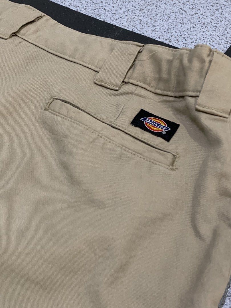 Dickies khaki short single patch (Category: Shorts) located in Angeles City. Submitted by badillajel81176 (Listing ID 1466025490, Image 3). Description: WTS –Dickies Khaki Short Single Patch 📏 Size: Tag size “40“ 📏 Measurements: Thight: 15 Length: 22 Hem:12.5 💢Issue-altered Waist line/Name in waist/white stain/Rust stain/need wash ✨ Condition: 10/8 🟦 Color Rate:10/7 📍 Pampanga Angeles City 📦 Shipping available nationwide.