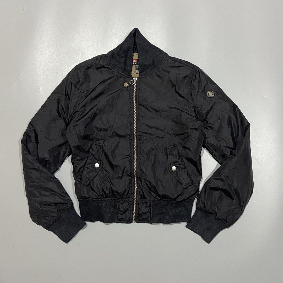 Diesel Bomber Jacket Nylon Womens (Category: Coats, Jackets and Outerwear) located in Cebu City. Submitted by johngregmoldez03 (Listing ID 1466060277, Image 1). Description: Diesel Bomber Jacket Nylon Womens Size: Medium Dimension: 20 Width / 22 Length Color Rate: 10/10 Very Good Condition - Need Wash Honest issue only last picture armpit fade stain Pm📩.