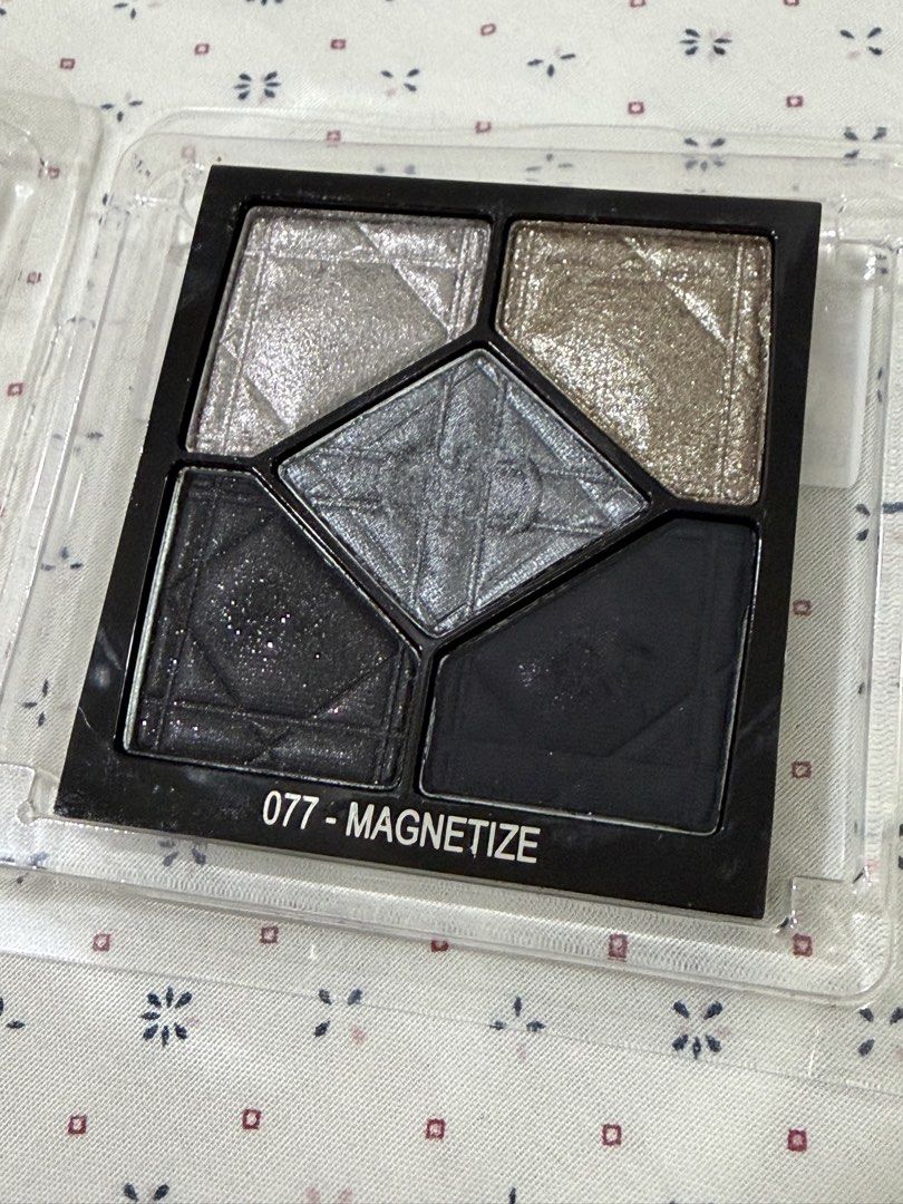 DIOR Eyeshadow 077 (Category: Makeup) located in Davao. Submitted by gr8stmom_melissa (Listing ID 1465974302, Image 2). Description: Ttied the middle shade once. All the rest unused. Authentic tester as seen in malls..
