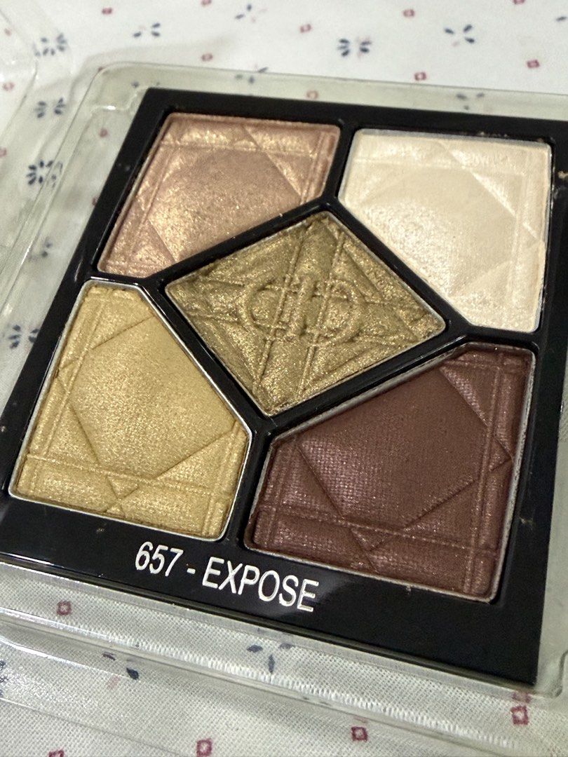 Dior Eyeshadow 657 (Category: Makeup) located in Davao. Submitted by gr8stmom_melissa (Listing ID 1465974765, Image 2). Description: Authentic tester as seen in Dior stores..