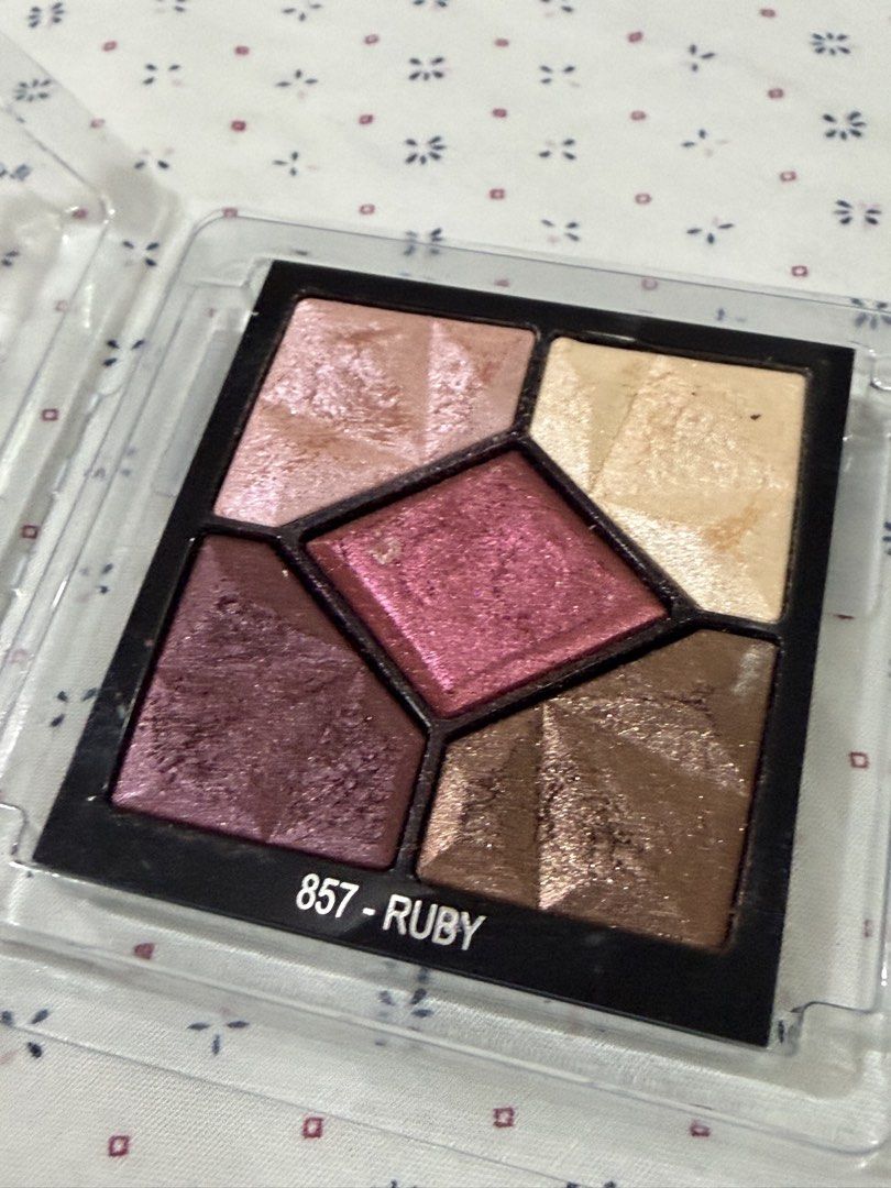 Dior Eyeshadow 857 (Category: Makeup) located in Davao. Submitted by gr8stmom_melissa (Listing ID 1465974934, Image 3). Description: Authentic tester as seen in Dior stores..