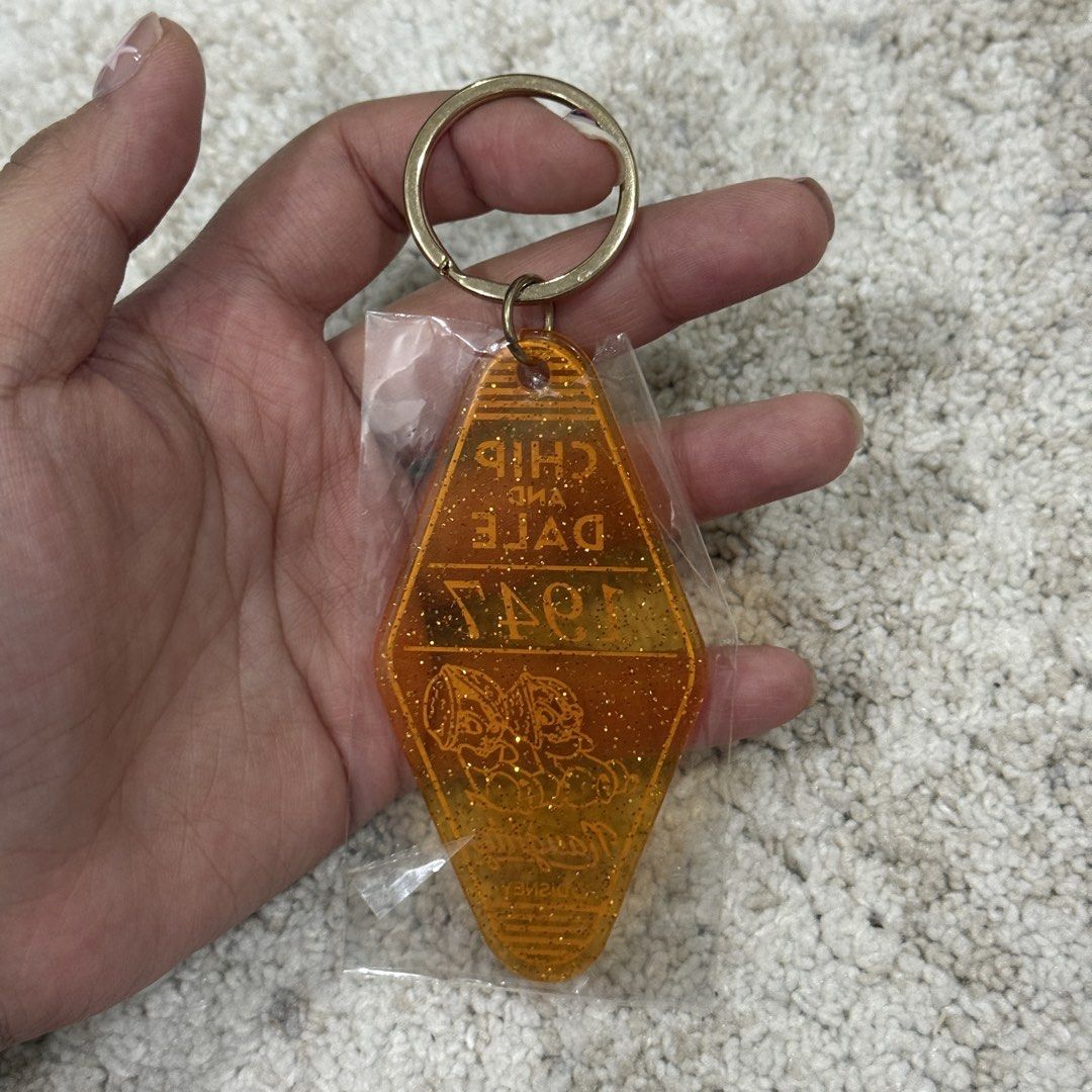 disney chip and dale motel keychain (Category: Character Goods) located in Iba. Submitted by drewychewy (Listing ID 1466046489, Image 2). Description: mop: gcash/bpi/maribank/security bank mod: j&t.