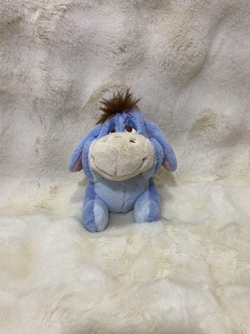 Disney’ Eeyore plush (Category: Plushies & Soft Toys) located in Kalibo. Submitted by ollie_stuffshop (Listing ID 1465955473, Image 1). Description: 15cm x 13cm Before you send your inquiries: ❗️Last Price is already posted ❗️Manage your expectations, WYSIWYG ❗️May need washing ❗️Dropoff is every Wednesday & Sunday.