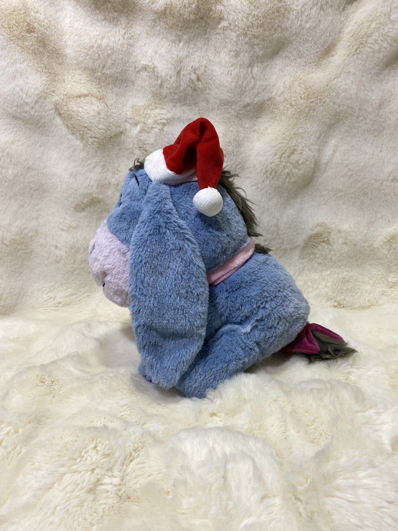 Disney’ Eeyore with Sant hat plush (Category: Plushies & Soft Toys) located in Kalibo. Submitted by ollie_stuffshop (Listing ID 1465955368, Image 2). Description: 23cm x 18cm Before you send your inquiries: ❗️Last Price is already posted ❗️Manage your expectations, WYSIWYG ❗️May need washing ❗️Dropoff is every Wednesday & Sunday .