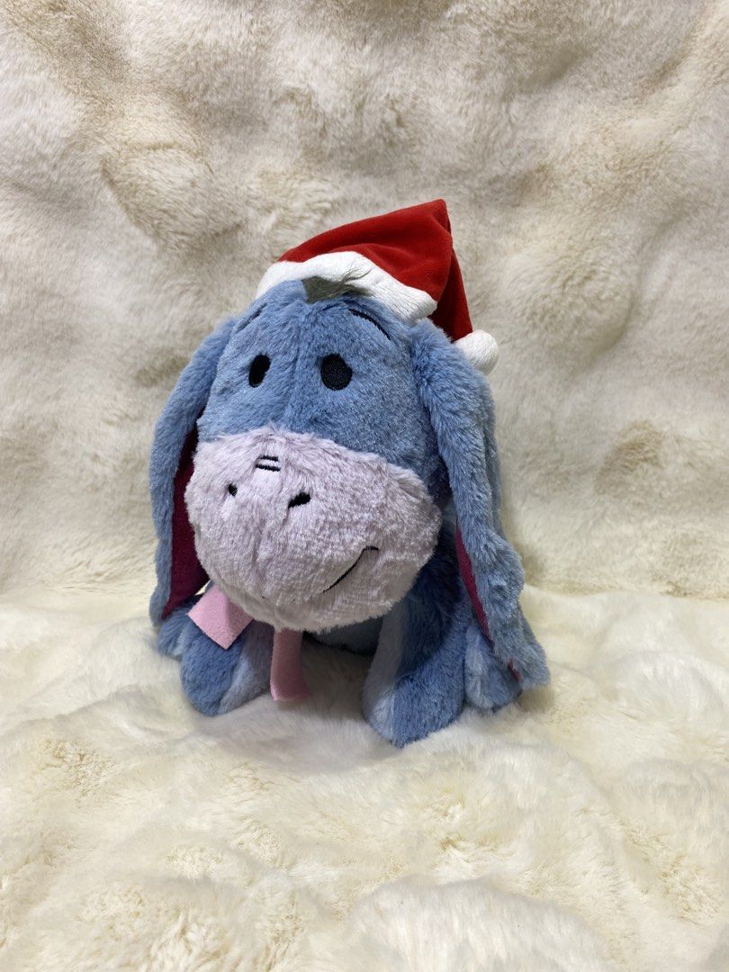 Disney’ Eeyore with Sant hat plush (Category: Plushies & Soft Toys) located in Kalibo. Submitted by ollie_stuffshop (Listing ID 1465955368, Image 1). Description: 23cm x 18cm Before you send your inquiries: ❗️Last Price is already posted ❗️Manage your expectations, WYSIWYG ❗️May need washing ❗️Dropoff is every Wednesday & Sunday .