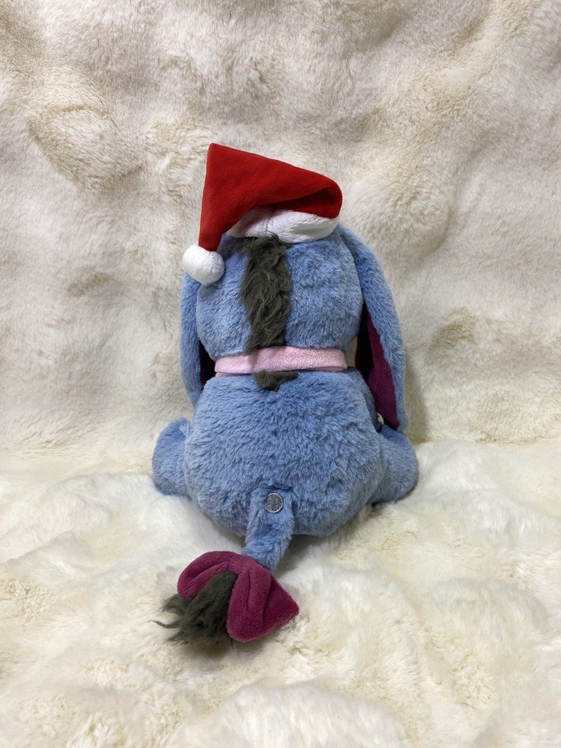 Disney’ Eeyore with Sant hat plush (Category: Plushies & Soft Toys) located in Kalibo. Submitted by ollie_stuffshop (Listing ID 1465955368, Image 3). Description: 23cm x 18cm Before you send your inquiries: ❗️Last Price is already posted ❗️Manage your expectations, WYSIWYG ❗️May need washing ❗️Dropoff is every Wednesday & Sunday .